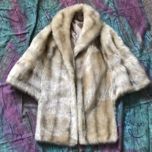 Women’s cape by Regina Glenara